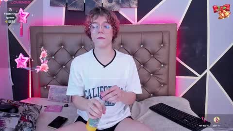 Max lover1 online show from January 7, 3:23 pm