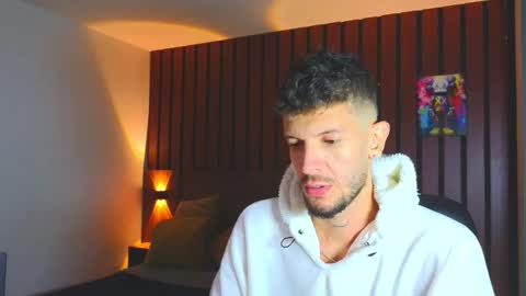 Snapshot of max_tayloor chatting on January 13, 3:45 am Max Taylor online show from January 13, 3:45 am