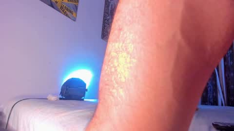 Snapshot of max_val chatting on January 4, 5:37 pm Max online show from January 4, 5:37 pm