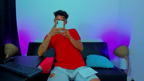 MAX     online show from October 13, 6:02 am