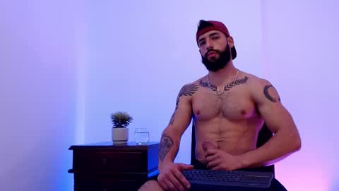 max_xl_ online show from February 17, 4:15 pm