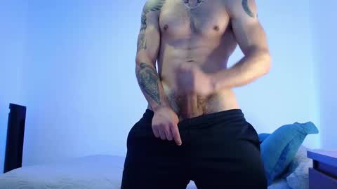 max_xl_ online show from October 7, 2:47 pm