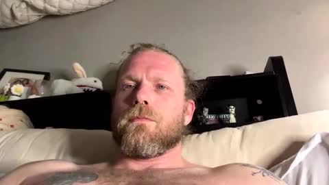 Max online show from April 8, 5:13 pm