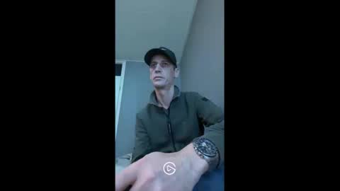 Snapshot of maxbose666 chatting on January 20, 12:18 pm Max online show from January 20, 12:18 pm