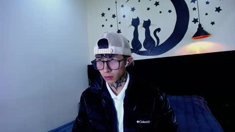 MaxDominant  online show from October 2, 12:01 pm