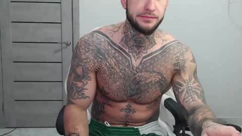 Snapshot of maxi_foxxx chatting on May 5, 7:16 am Maximus Fox online show from May 5, 7:16 am