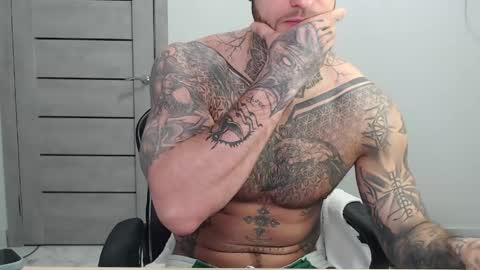 Snapshot of maxi_foxxx chatting on May 14, 9:05 am Maximus Fox online show from May 14, 9:05 am