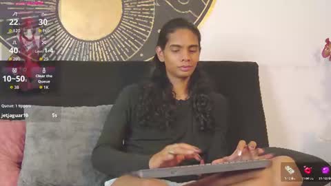 Maxi  Max online show from July 8, 8:24 pm