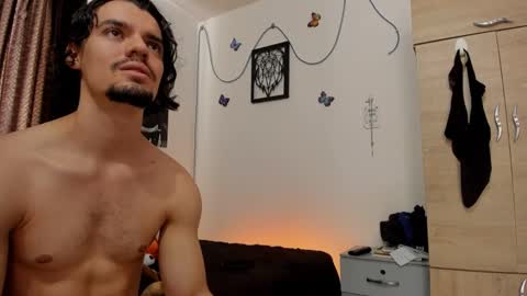 Alex online show from January 9, 5:43 pm