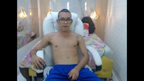 Snapshot of maximiliano_hotdevil chatting on May 27, 5:15 am maxi online show from May 27, 5:15 am