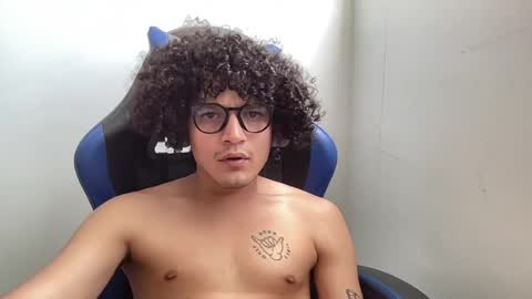 Snapshot of maximiliano_pulse chatting on June 30, 5:14 pm maximiliano_pulse online show from June 30, 5:14 pm