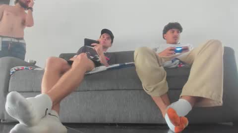 maximo__77 online show from November 20, 7:46 pm