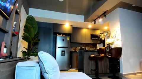 maximo_and_marcelo online show from March 27, 10:15 am