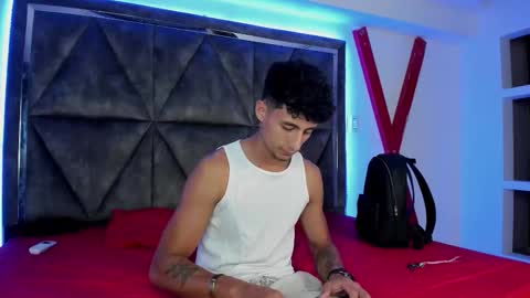 Maximo online show from October 21, 7:14 pm