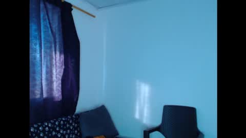 Maximo Aron Vega online show from December 11, 12:12 pm