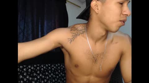 Maximo Aron Vega online show from December 12, 11:18 am