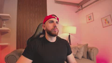 Snapshot of maximo_wolf1 chatting on January 12, 8:14 pm Maximo Wolf online show from January 12, 8:14 pm