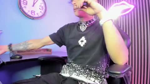 MAXIMO online show from March 1, 4:14 am