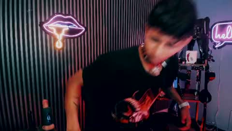 MAXIMO online show from June 25, 5:07 am