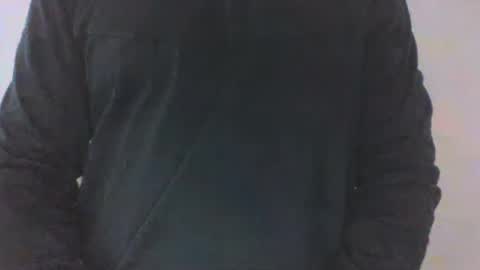 Snapshot of maximus111newman chatting on February 19, 12:03 am maximus111newman online show from February 19, 12:03 am