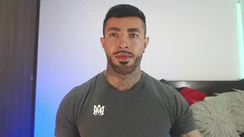 Snapshot of maximus_golden chatting on April 18, 2:37 am Independent Model online show from April 18, 2:37 am
