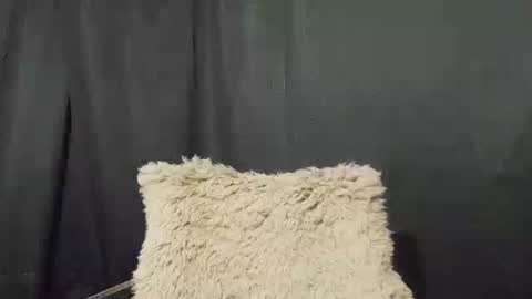 Max online show from January 7, 12:45 am