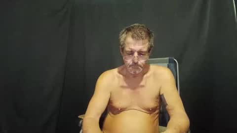 Snapshot of maximus_oreally chatting on January 27, 9:55 pm Max online show from January 27, 9:55 pm