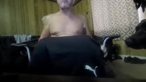 Max online show from February 13, 9:27 pm