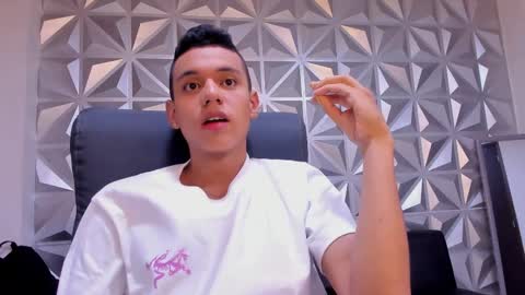 Maximus online show from December 12, 7:15 pm