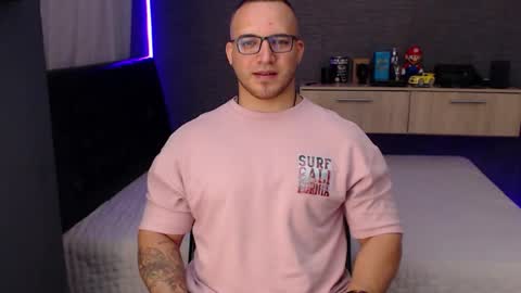 maximus online show from April 1, 9:34 pm