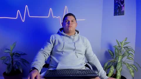 Maximus online show from November 10, 11:42 am