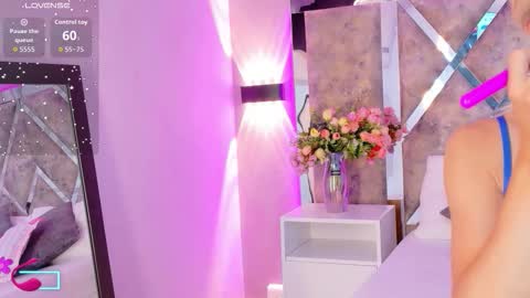 Maxi Rogers online show from November 29, 11:02 am