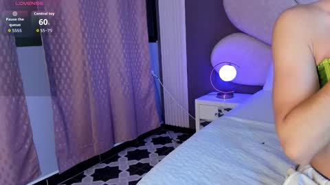 Maxi Rogers online show from January 15, 9:47 am