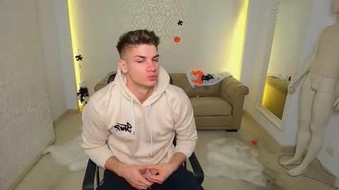 MaxKaiden online show from October 29, 5:53 am