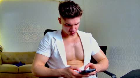 MaxKaiden online show from March 6, 7:16 am