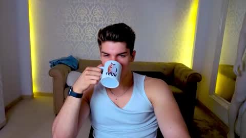 MaxKaiden online show from May 30, 4:53 am