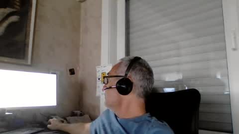 maxou569 online show from July 29, 7:17 am