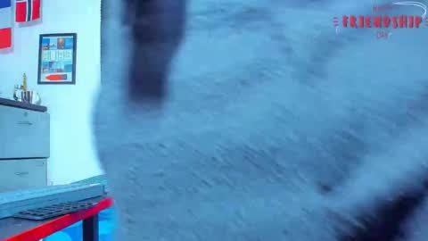 MAX online show from September 20, 11:06 pm