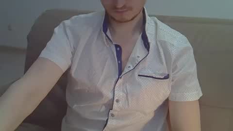 Snapshot of maxrelax90 chatting on February 16, 4:10 pm maxrelax90 online show from February 16, 4:10 pm