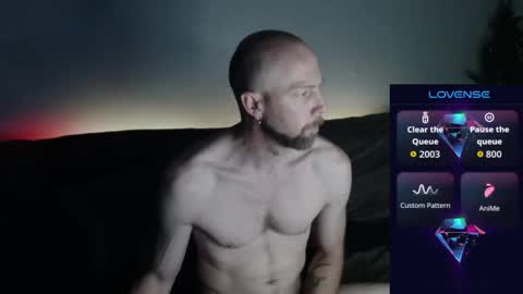 MaxRouger online show from November 14, 10:47 am