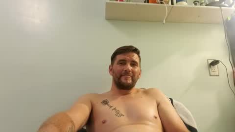 Snapshot of maxx916 chatting on October 6, 4:32 am Max online show from October 6, 4:32 am