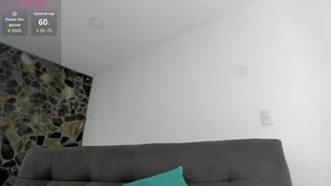 Snapshot of maxxx_bigcock chatting on July 17, 2:07 am Max online show from July 17, 2:07 am