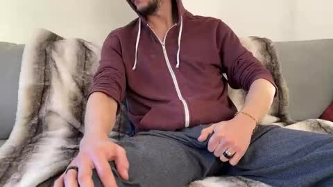 Snapshot of maxxxurbate chatting on January 12, 12:01 pm MaxXxurbate online show from January 12, 12:01 pm