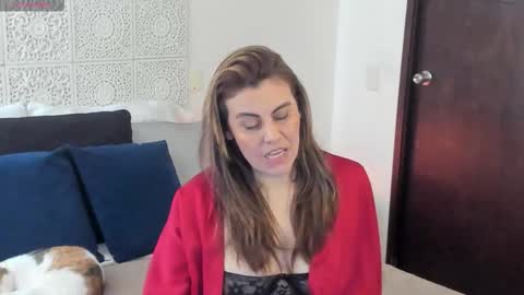 Snapshot of maxzy_star chatting on December 18, 5:08 pm Victoria online show from December 18, 5:08 pm