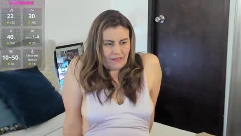 Snapshot of maxzy_star chatting on February 26, 3:00 pm Victoria online show from February 26, 3:00 pm