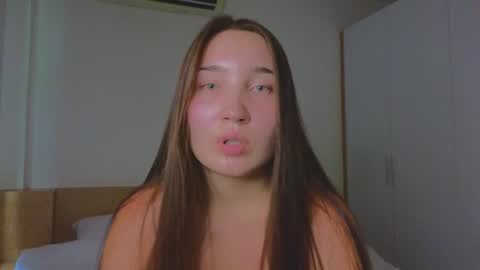 Dani and May online show from July 19, 10:19 am