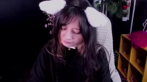 may_lings online show from June 18, 11:36 am