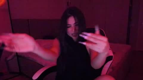 Mia online show from January 10, 3:30 am