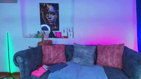 may_wood online show from January 9, 12:08 pm