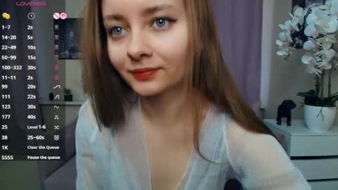 Snapshot of may_wow chatting on March 15, 7:25 am Katrin online show from March 15, 7:25 am